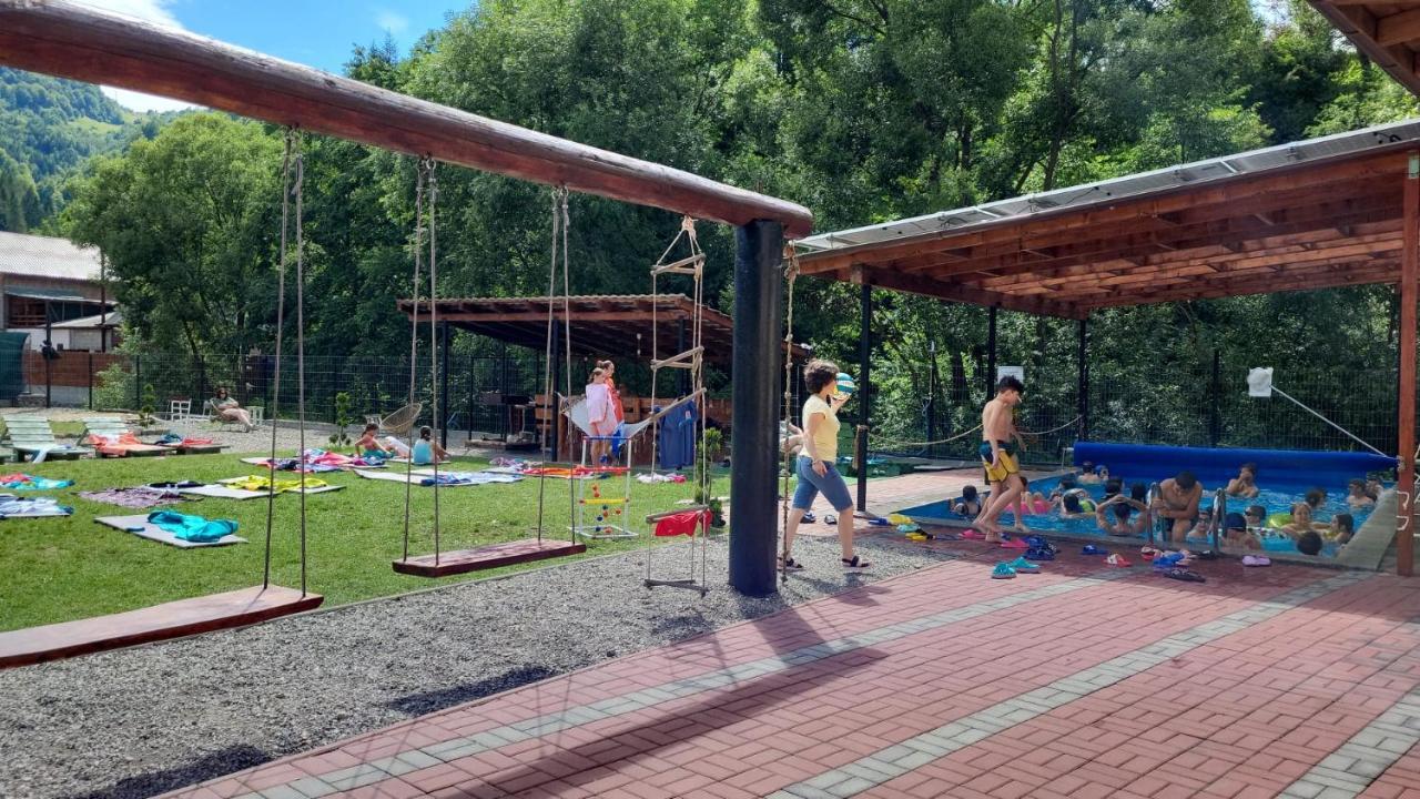 Maison Platanus Voineasa Kültér fotó